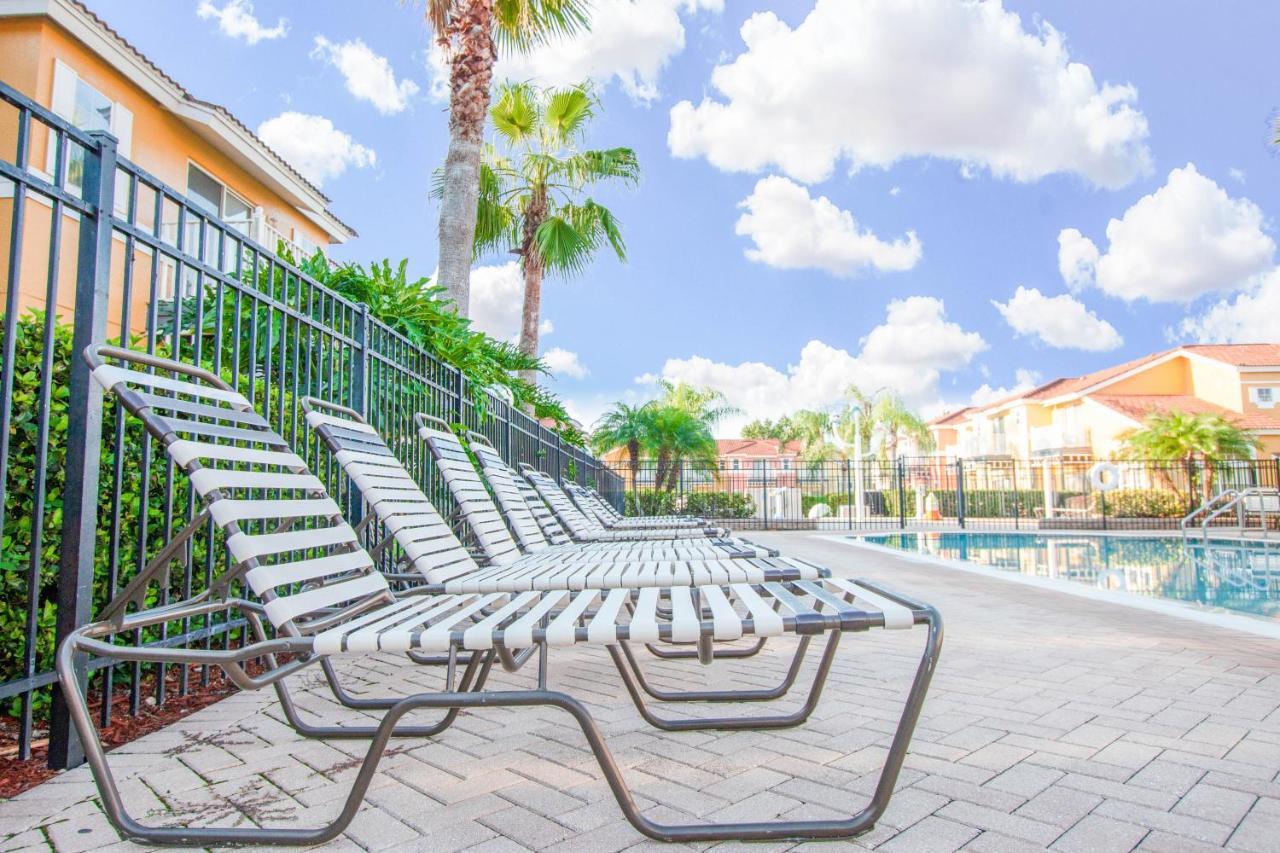 קיסימי Berkley Lake Townhomes מראה חיצוני תמונה