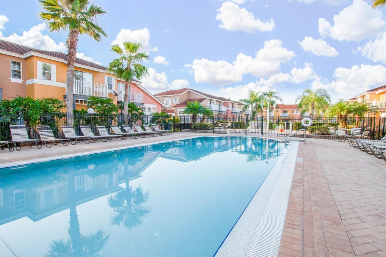 קיסימי Berkley Lake Townhomes מראה חיצוני תמונה