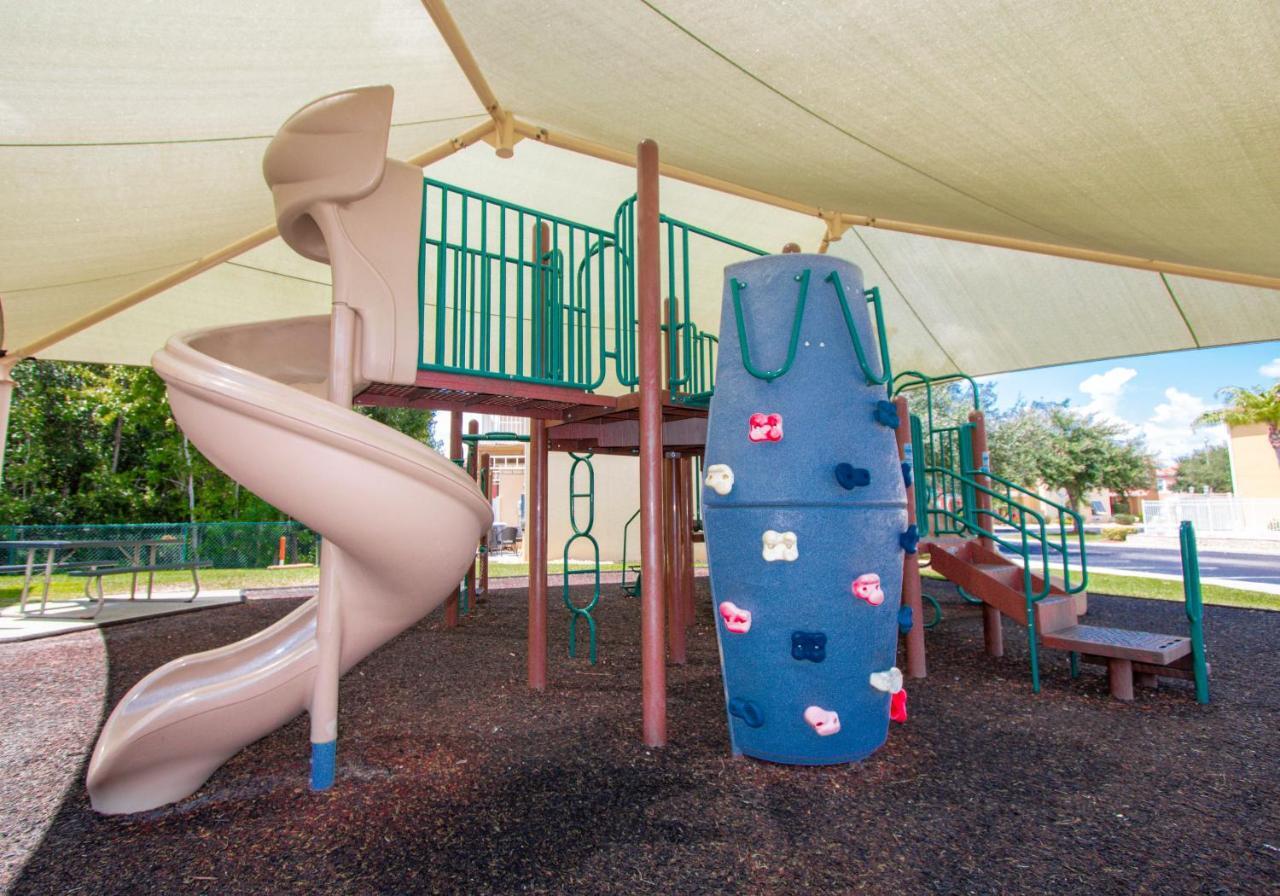 קיסימי Berkley Lake Townhomes מראה חיצוני תמונה